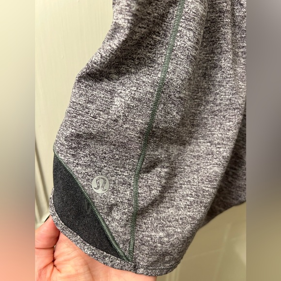 Lululemon Athletica Hotty Hot Short - Picture 3 of 3